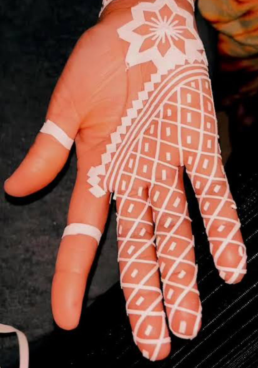 Colle adhésive de précision – Pochoirs Henné & Body Art