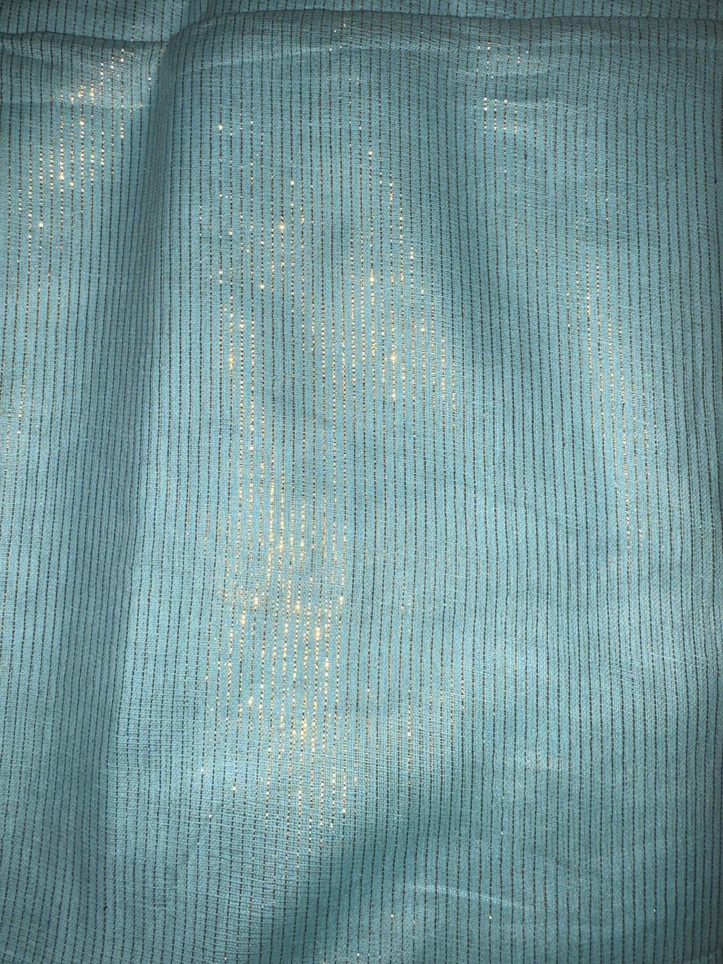 ✨ Les melhfa de Mauritanie – Élégance et héritage du désert ✨