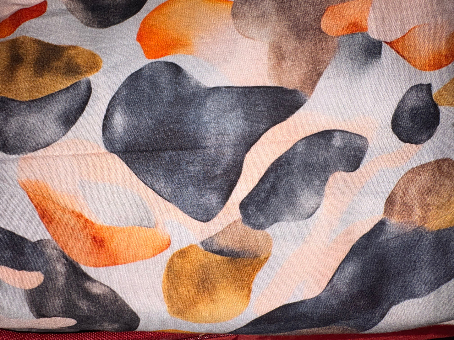 ✨ Les melhfa de Mauritanie – Élégance et héritage du désert ✨